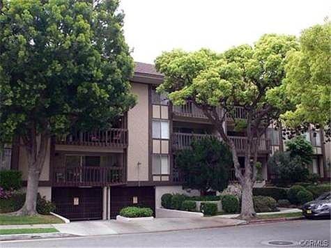 2nd image of 500 S Oak Knoll Ave Unit 43
