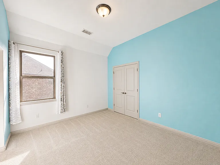2042 Farmhouse Way — Photo 26