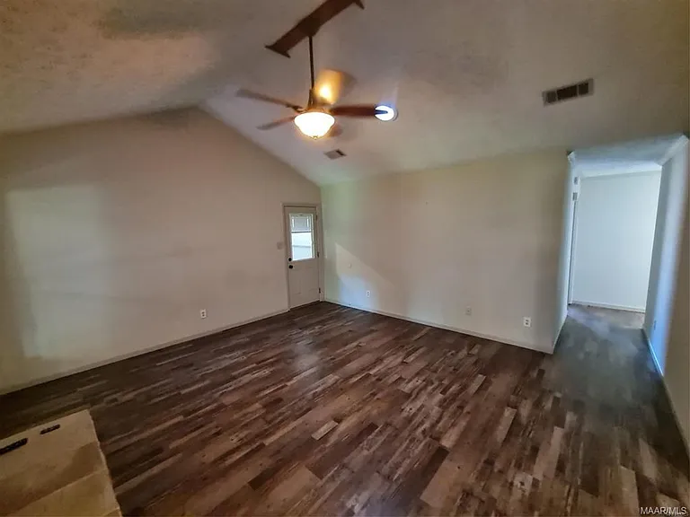 804 Winter Pl — Photo 4