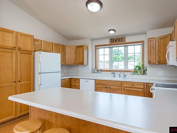 5th image of 537 Lesueur Ave