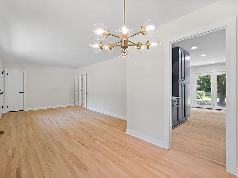 110 Toddsberry Rd — Photo 18