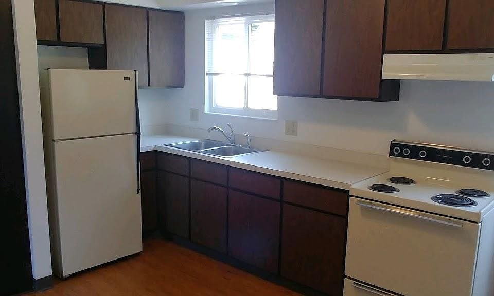 1st image of 265 Lilac Pl