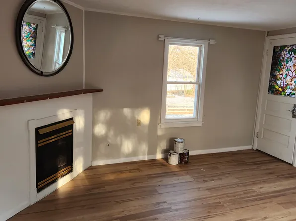 1424 1/2 North Ave, Burlington, VT 05401