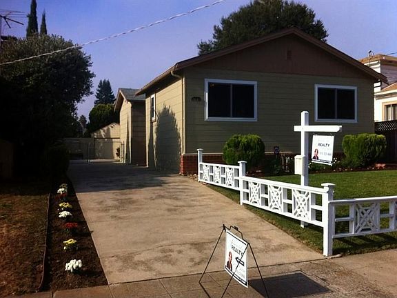 3rd image of 7537 Circle Hill Dr
