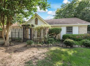 413 Texas Ave, Hewitt, TX 76643