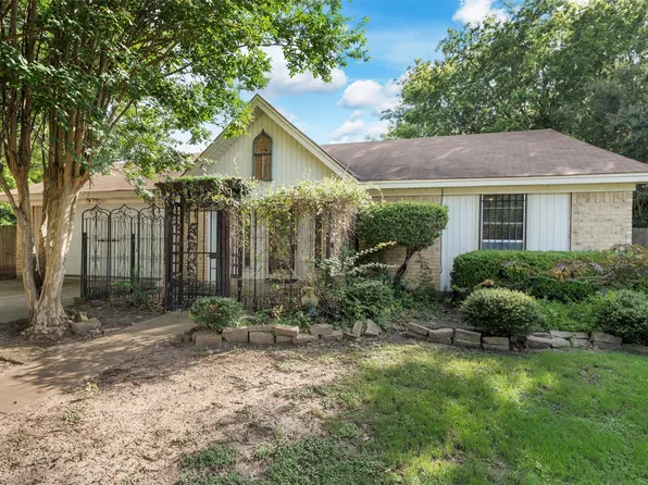 413 Texas Ave, Hewitt, TX 76643