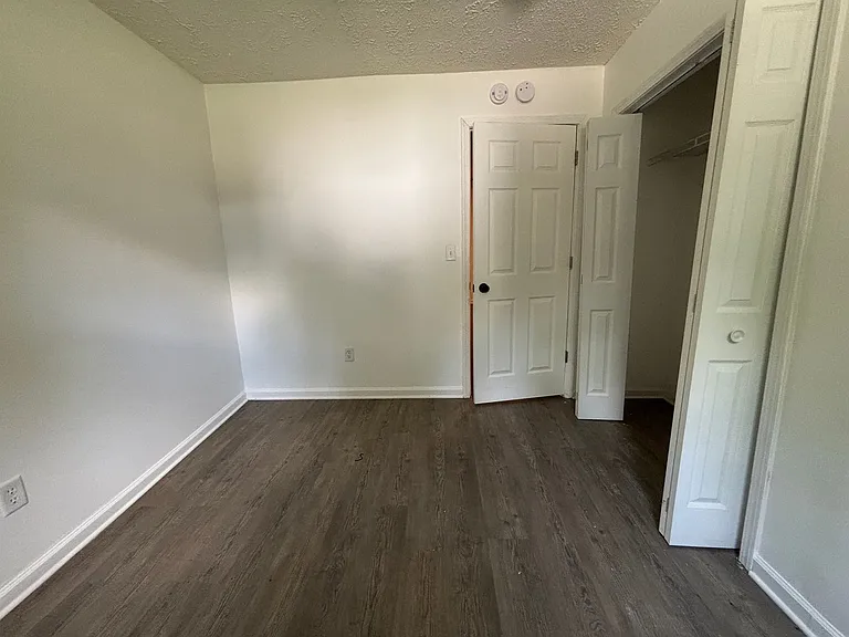 14 Kansas St #C — Photo 6