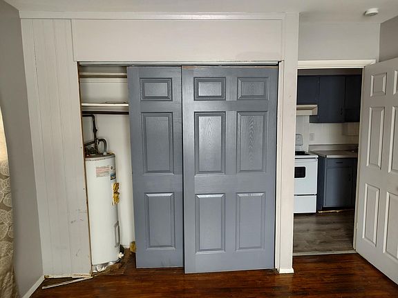 3rd image of 10067 Toelle Ln APT E