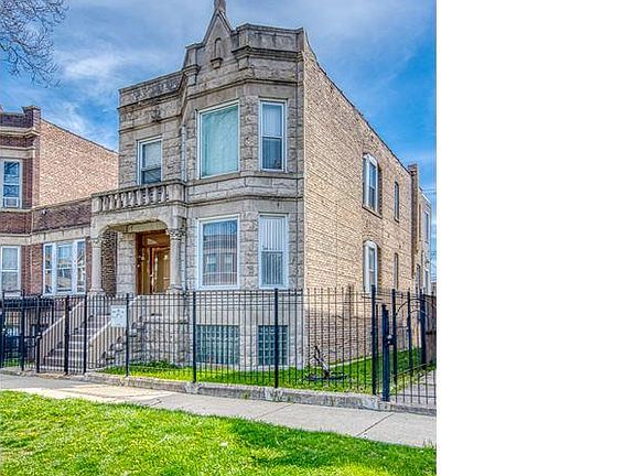 3rd image of 1347 S Avers Ave #1