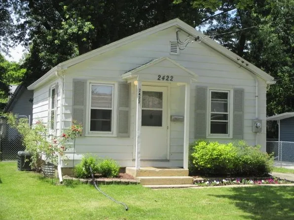 2422 Superior St, Madison, WI 53704