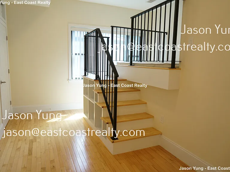 1032 Commonwealth Ave #2 — Photo 22