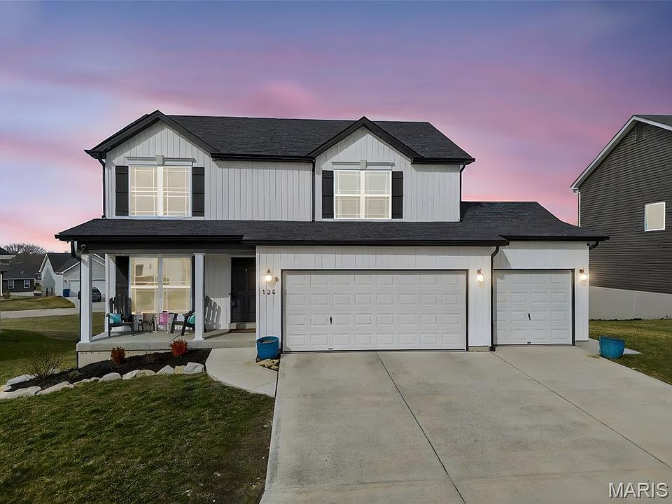 1st image of 133 Bluewater Ln
