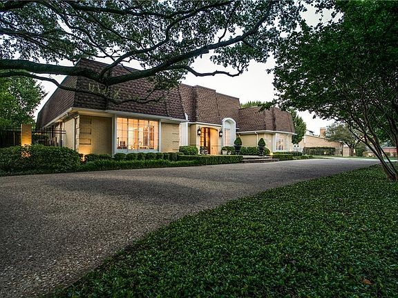 2nd image of 7267 Stefani Dr