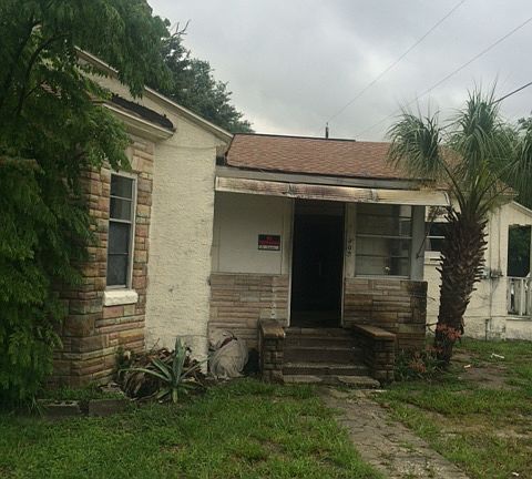 2nd image of 303 W 5th St