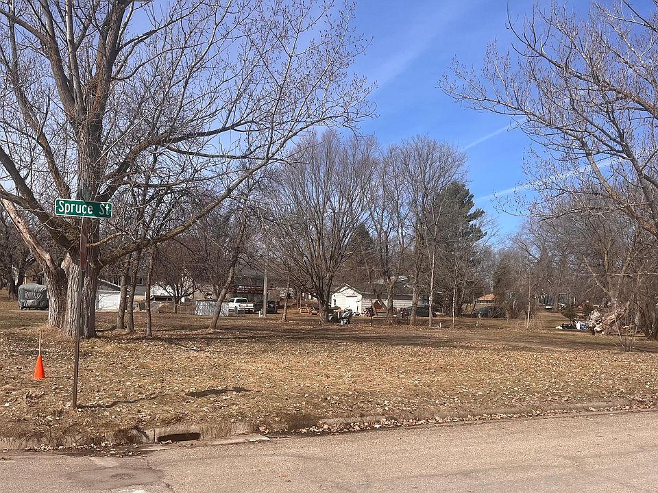 2nd image of 1211 6th Ave E