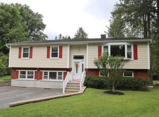 218 Secor Rd, Mahopac, NY 10541