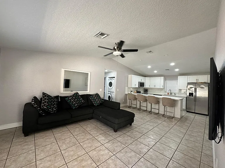 1840 Jefferson St #B — Photo 3