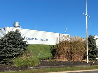 250 Dune Rd APT 120, Westhampton Beach, NY 11978