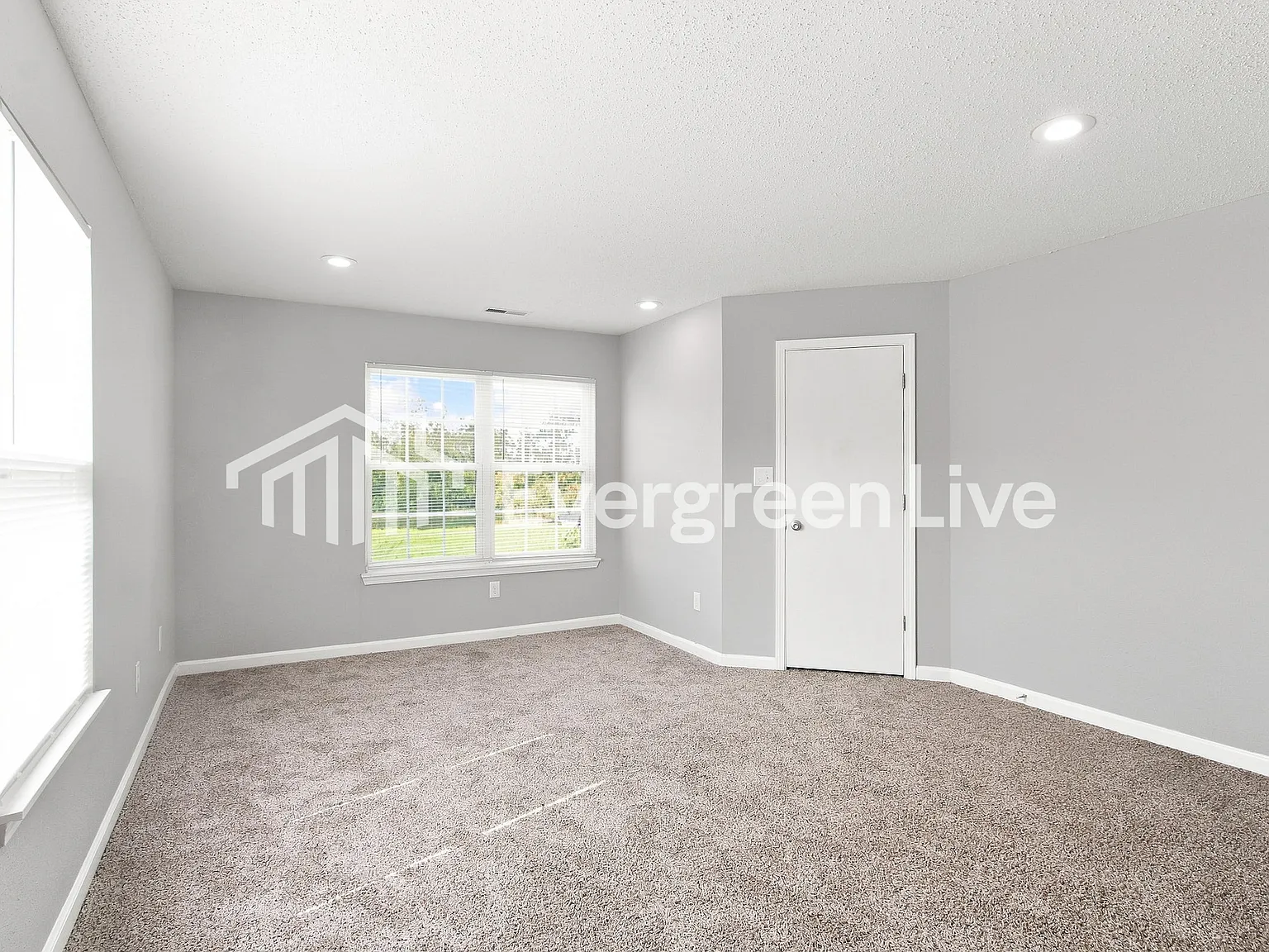 4 bed, 2.5 bath, 1980 sqft, $1,845 — Photo 3