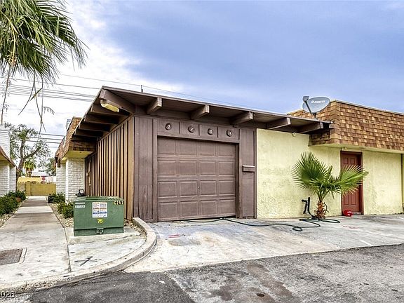 2nd image of 2765 Heritage Ct