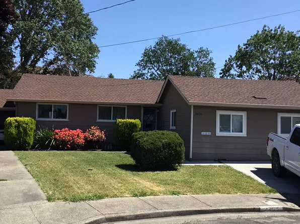 2409 Pomo Ct, Santa Rosa, CA 95403