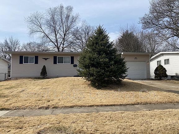 2nd image of 2330 Pheasant Dr