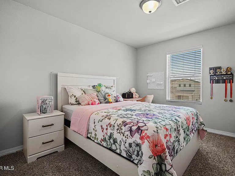 12245 Desert Pine Ave — Photo 9