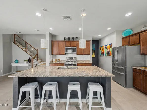 1026 S REBER Avenue, Gilbert, AZ 85296