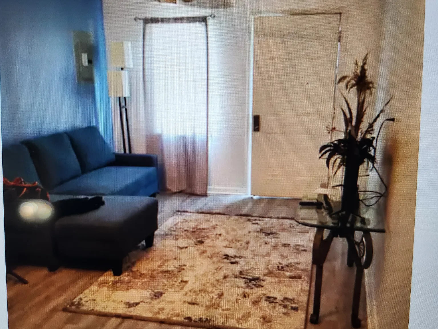 2 bed, 1152 sqft, $1,900 — Photo 1