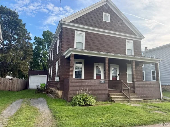 371 Stone St, Oneida, NY 13421