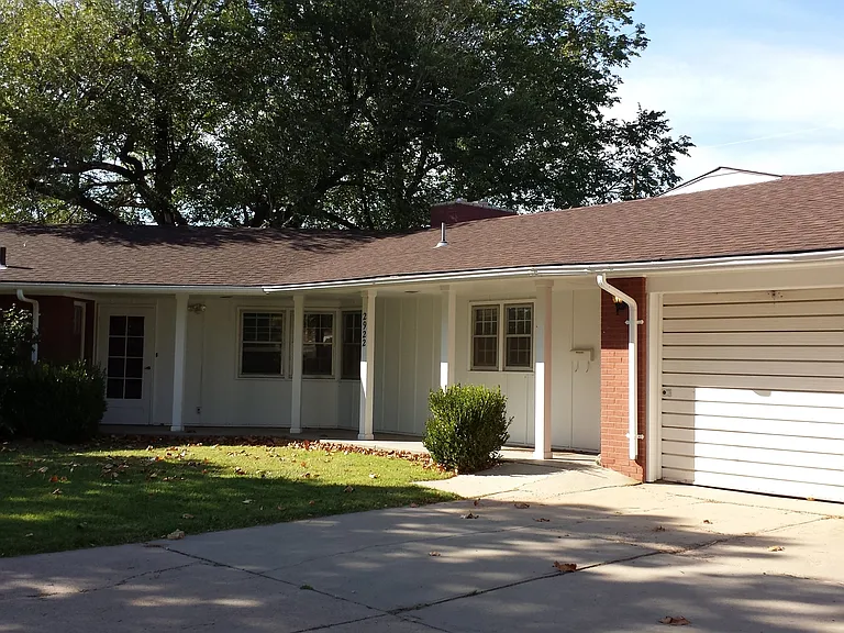 2922 Quivira Ave — Photo 2