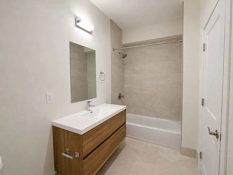 14411 Vanowen St #212 — Photo 8