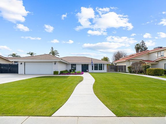 2nd image of 7105 Aztec Way