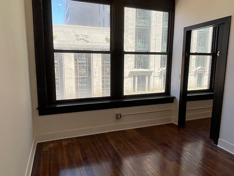 607 Main St — Photo 3