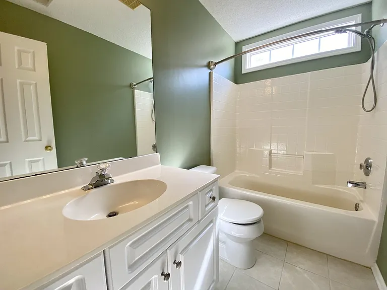 238 Hitching Post Cres — Photo 12