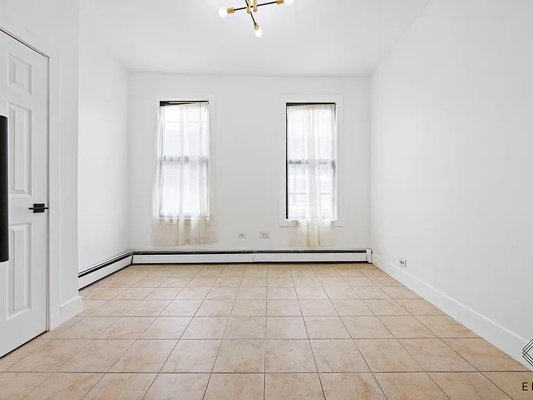 915 Broadway #3B — Photo 8