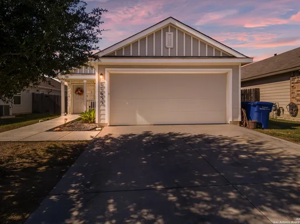 11635 Tiger Woods, San Antonio, TX 78221