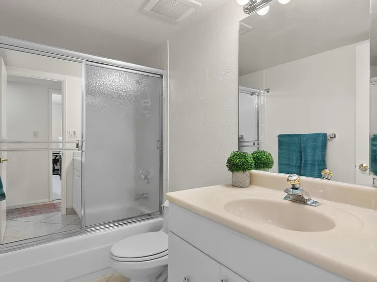 7910 E Camelback Rd #312 — Photo 9