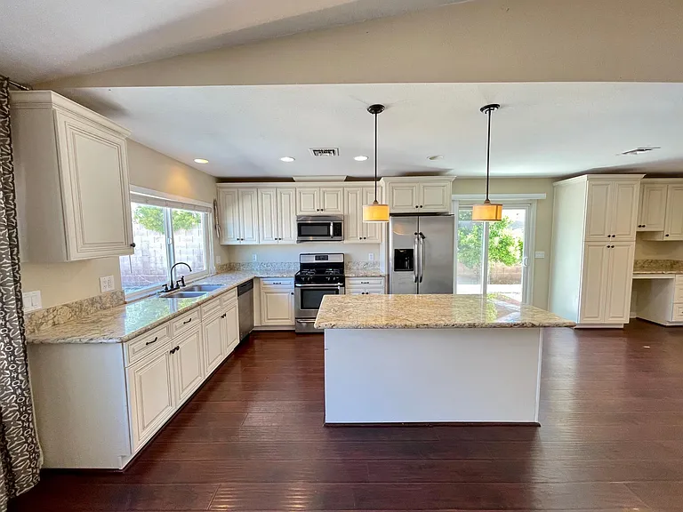 668 Otono Dr — Photo 1