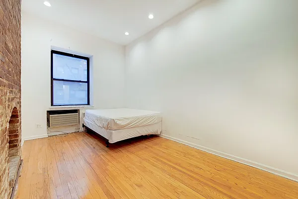 Rented by MAPT Residential LLC | media 2