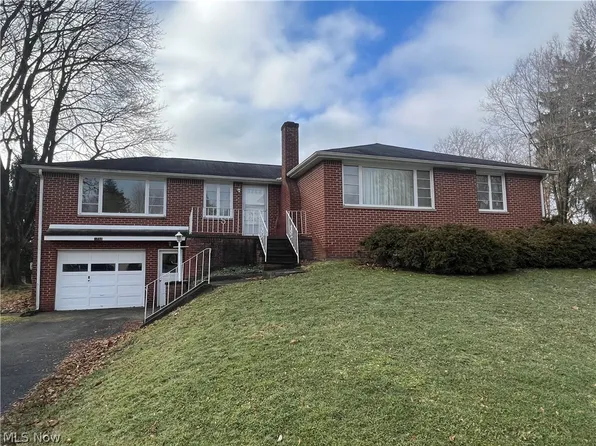 4718 Walnut St, Mantua, OH 44255