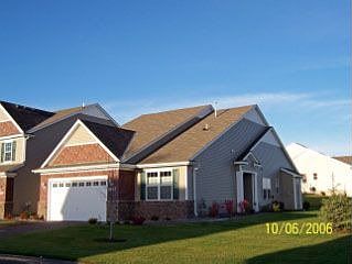 Front of 15460 Eminence Unit #3