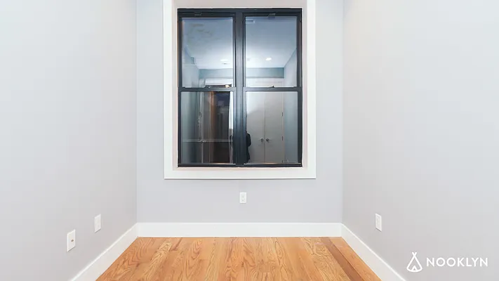 Rented by Nooklyn NYC LLC | media 11