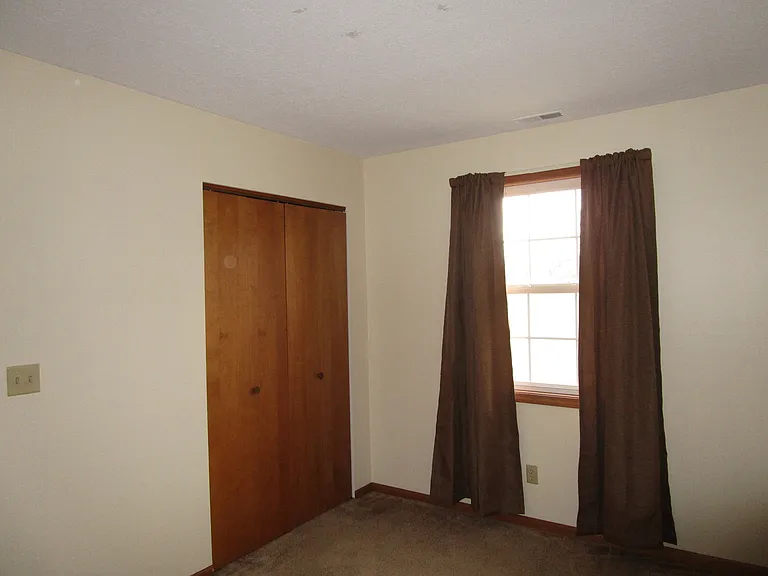 705 W Main St — Photo 9