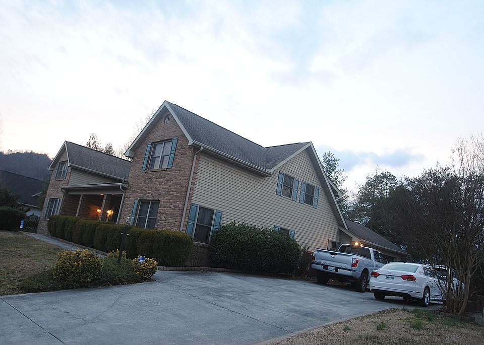 1st image of 602 Kings Hills Blvd