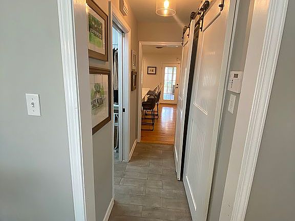 4th image of 4434 Charleswood Ave