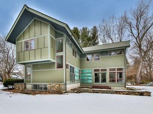 17 Hathaway Rd, Lexington, MA 02420