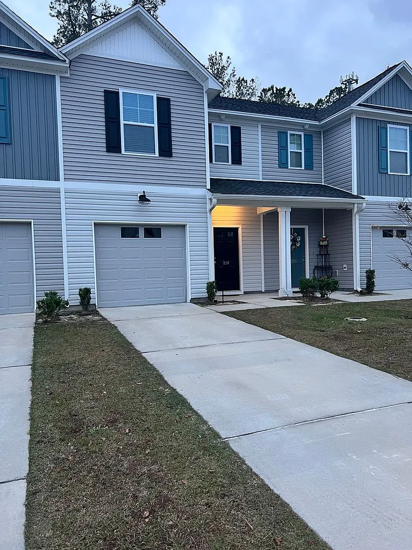 Building Photo - 218 Buchanan Cir