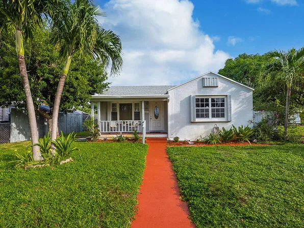 719 SUMMIT Boulevard, West Palm Beach, FL 33405