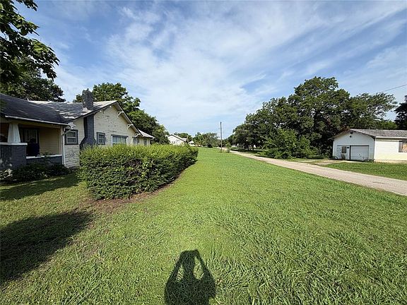 27th image of 501 E Seminole Ave